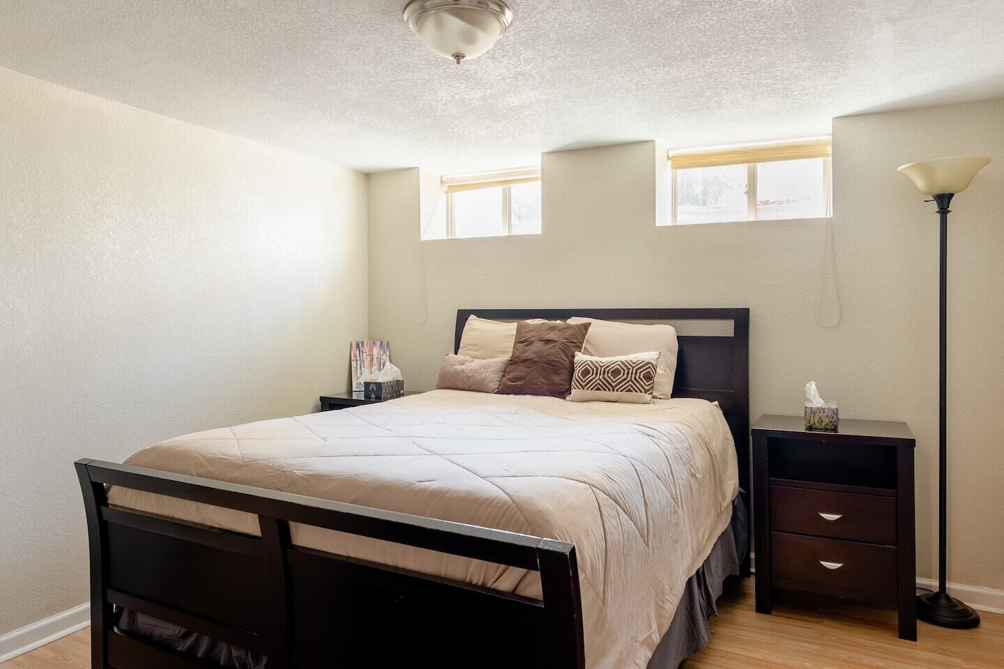 2 habitaciones, tabla de planchar con plancha y wifi gratis 