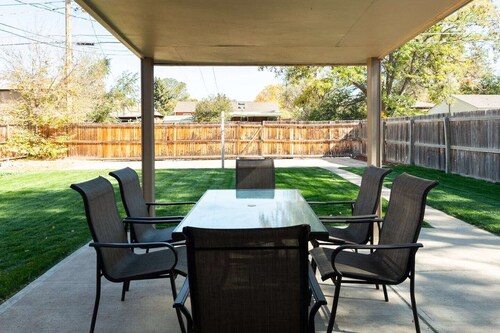 Beautiful Denver Park Hill 2 BR condo 