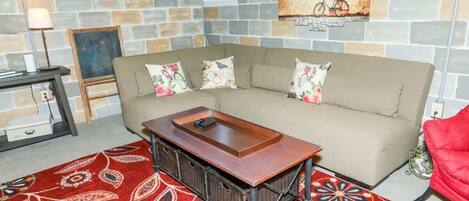 TV, fireplace, offices