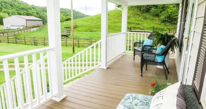 Buffalo Mountain Getaway Cottage - enjoy some time on the farm!
