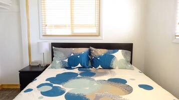 2 bedrooms, memory foam beds, desk, iron/ironing board