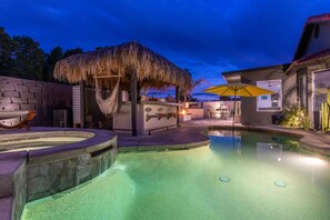 Piscine extérieure, piscine chauffée