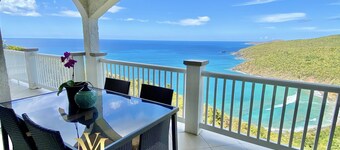 ¡Recientemente renovado! Villa de lujo Milagro - Vistas privadas a la playa