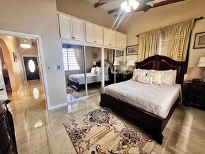 2 bedrooms, desk, iron/ironing board, travel crib - Newly Updated! Private Beach Views, Luxury Villa Milagro Villa 1 (St.Thomas U.S.V.I)