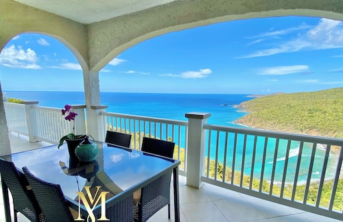 Newly Updated! Private Beach Views, Luxury Villa Milagro Villa 1