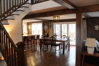 Lake Street Carriage House