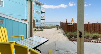 The Cure in Kure Beach, OCEAN FRONT,1 bedroom,1st floor sleeps 6