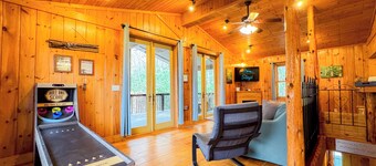 Hidden Gem Cabin Near Cherokee & Bryson City | Secluded & Peaceful Setting