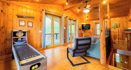 Hidden Gem Cabin Near Cherokee & Bryson City | Secluded & Peaceful Setting