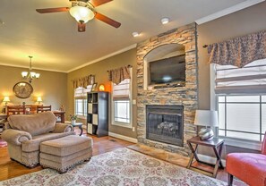 Smart TV, fireplace, DVD player, books