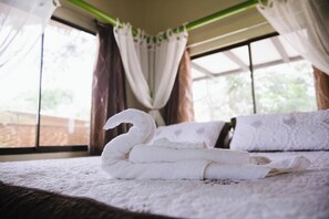 1 chambre, fer et planche à repasser, lit parapluie, Wi-Fi