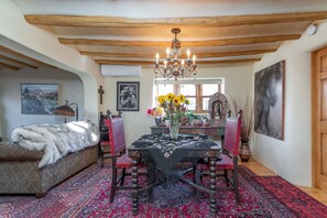 Interior -  WALK TO DOWNTOWN PLAZA, RAILYARD, AND CANYON ROAD.  HISTORIC ADOBE. (Santa Fe)