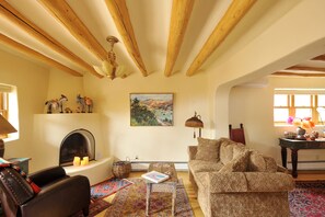 Älytelevisio, kirjoja, stereot