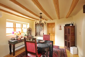 Dining -  WALK TO DOWNTOWN PLAZA, RAILYARD, AND CANYON ROAD.  HISTORIC ADOBE. (Santa Fe)