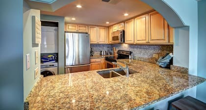 La vue! 1BR Condo Shelter Cove Marina