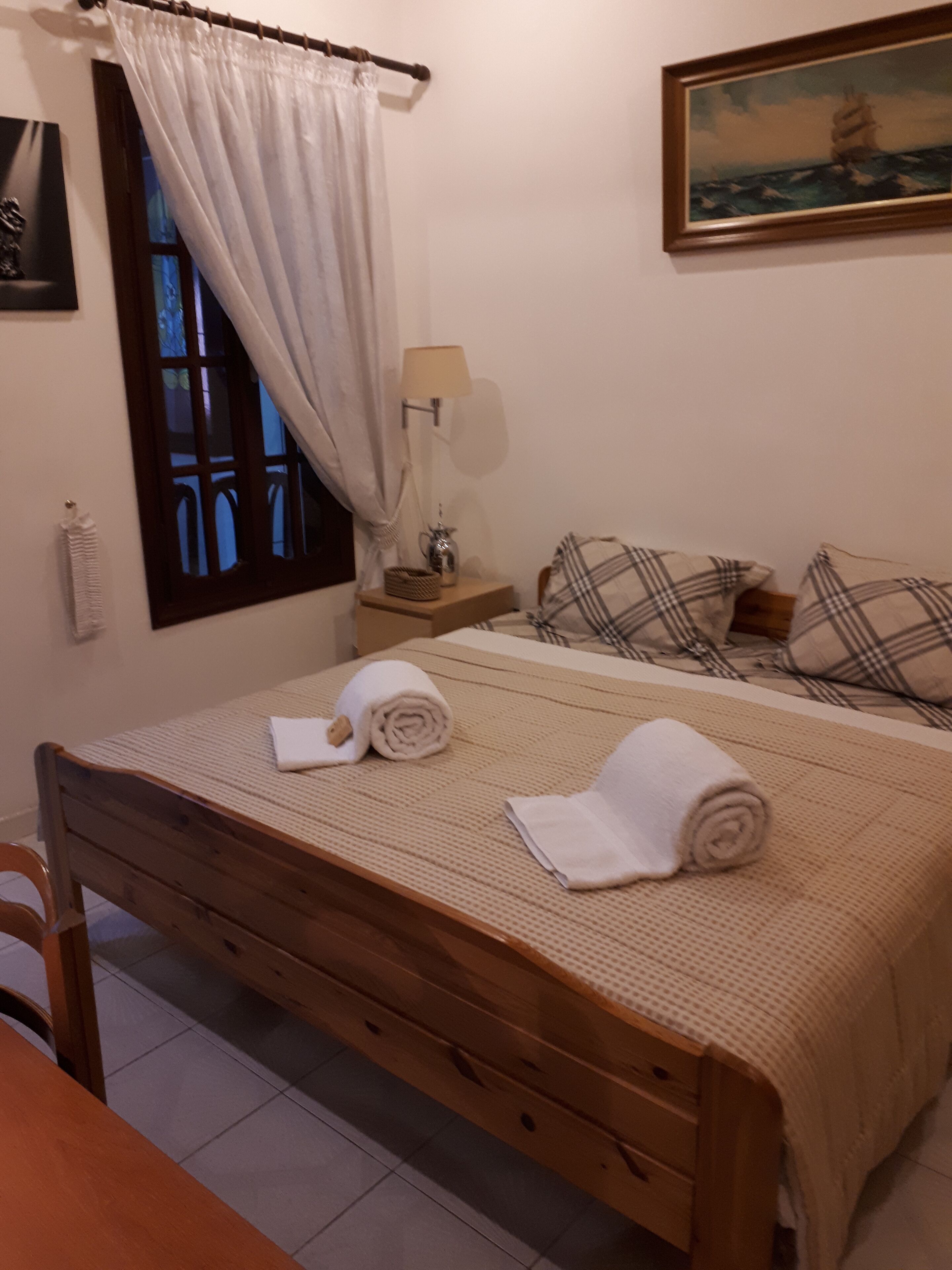 3 bedrooms, in-room safe, desk, iron/ironing board