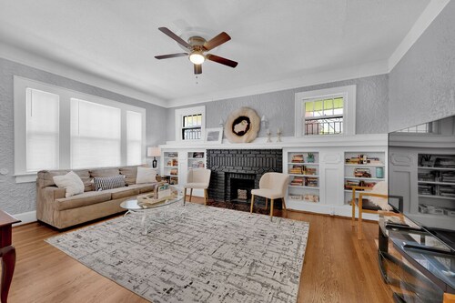 Beautiful Updated Historic 3BD/2BTH Home