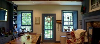 Chambre pour 10. Seulement 8 miles au bord du lac à Cooperstown / 3 miles à Glimmerglass Opera.