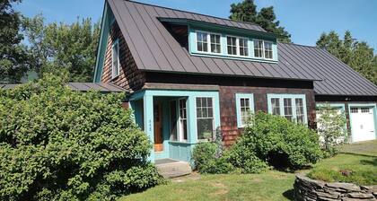 Lakefront Vacation Home on Lake Elmore