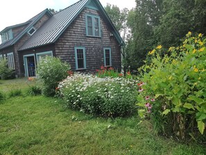Exterior - Lakefront Vacation Home on Lake Elmore (Elmore)