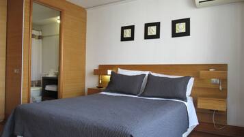 1 dormitorio, caja fuerte, tabla de planchar con plancha y wifi gratis