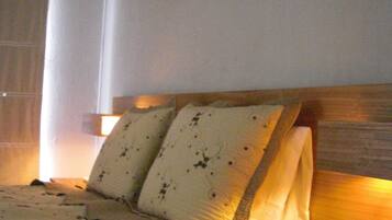 Standard Apartment (Triple) | 1 bedroom, in-room safe, iron/ironing board, free WiFi