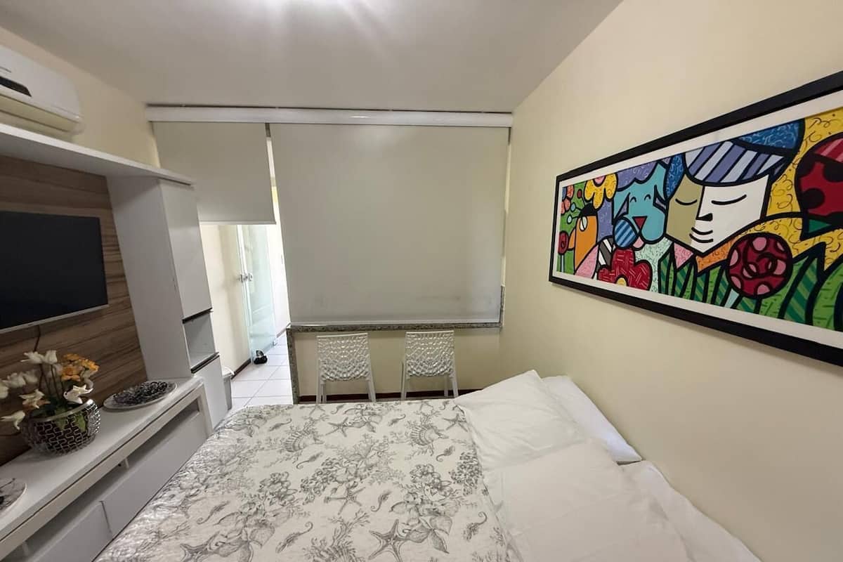 Comfort Apartment | 2 bedrooms, hypo-allergenic bedding, desk, laptop workspace