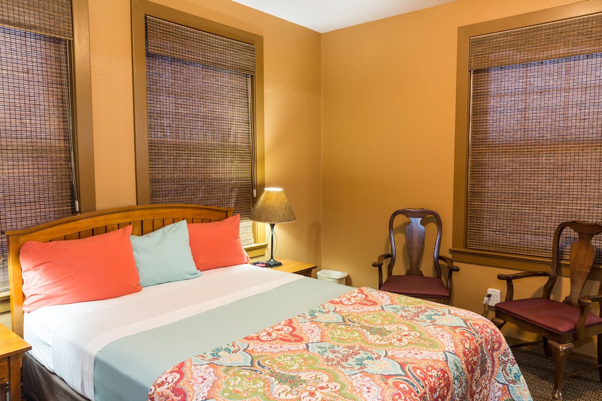 basic suite, 1 bedroom, refrigerator, river view | iron/ironing board, free wifi, bed sheets, wheelchair access