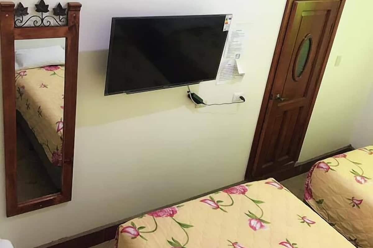 Honeymoon Twin Room, 1 Bedroom, Private Bathroom | Free WiFi