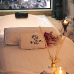 Sauna, hot tub, steam room, body treatments, aromatherapy