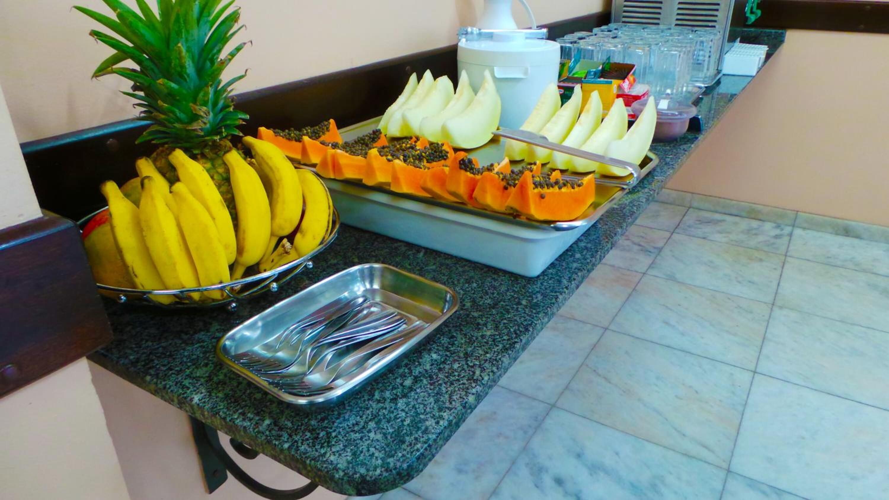 Breakfast, lunch and dinner served