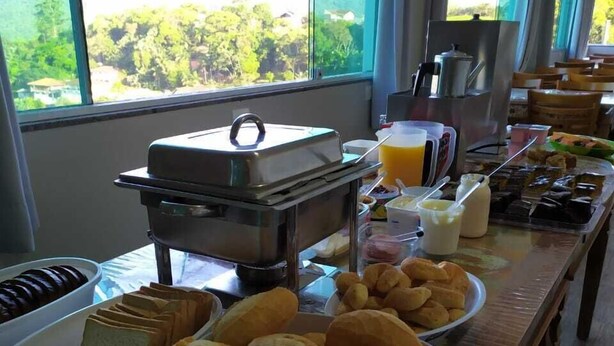 Free daily buffet breakfast  - Pousada do Galdino (Blumenau)