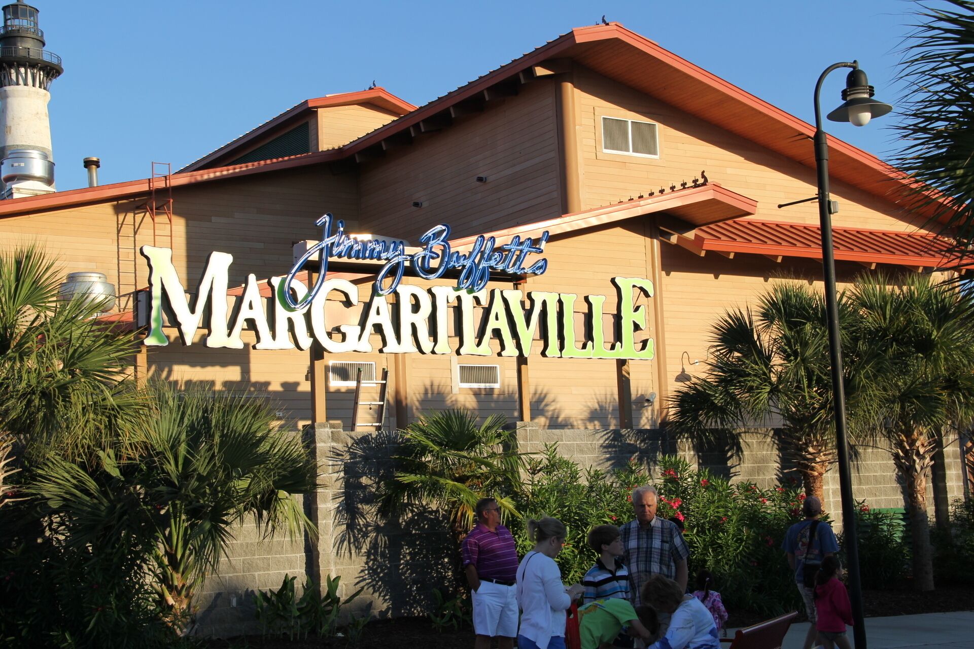 A building with a sign reading "Jimmy Buffett's Margaritaville."
