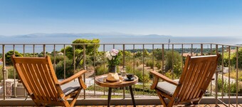 Villa Kalida, Stunning sea view and Relax!!!