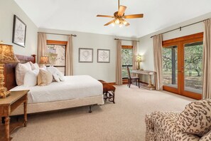 3 bedrooms, desk, iron/ironing board, WiFi