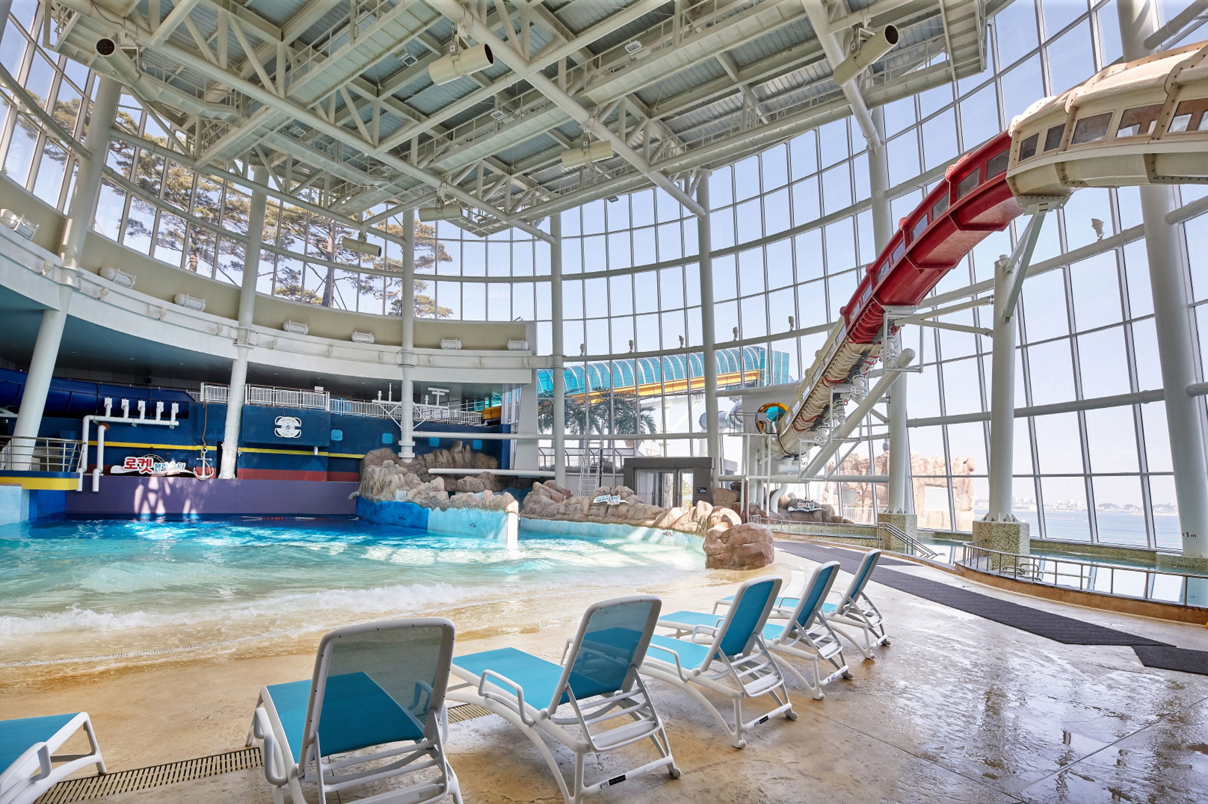 Seasonal outdoor pool