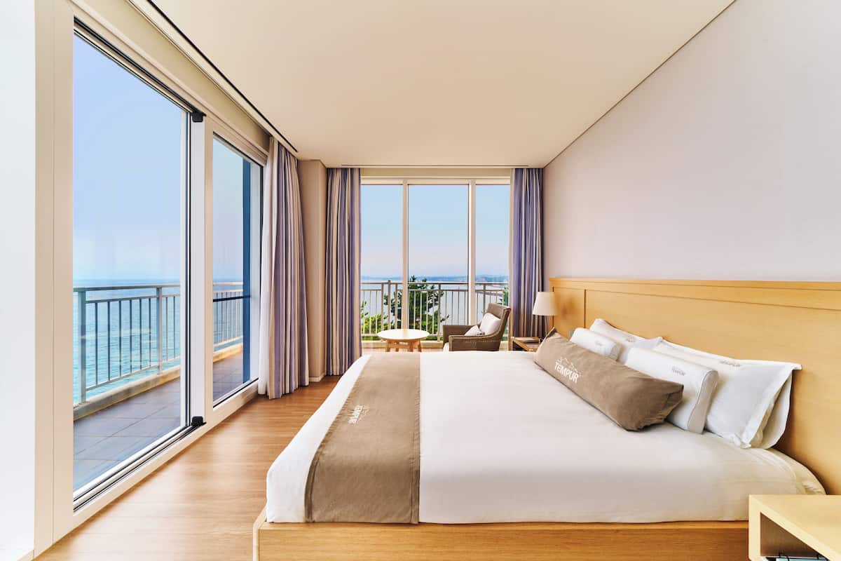 superior suite with tempur | 1 bedroom, blackout curtains, free wifi, bed sheets