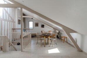 Interior - CHARMING STUDIO. ROMANTIC. CALM. FULL CENTER. RENOVATION 2017. VERY BRIGHT (Honfleur)