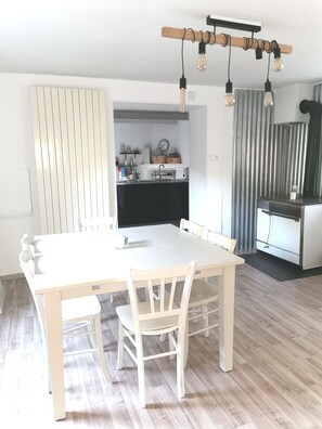 Dining - Renovated stone house private next to river, Welcoming and very well equipped (Juvinas)