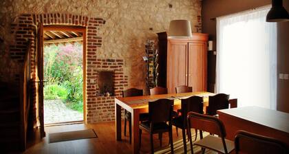 Chez Fifine, accommodation in Artois - Mont Saint Eloi