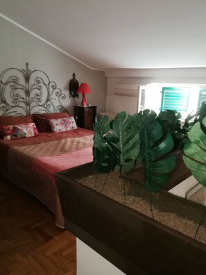 2 Schlafzimmer, Bügeleisen/Bügelbrett, WLAN, Bettwäsche