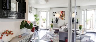 WOHNUNG MIT 2 TERRASSEN, HELL, ZENTRAL, KLIMAANLAGE, AUFZUG, WIFI