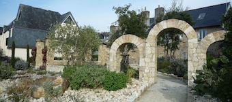 Bright apartment in the historical center of Quimper