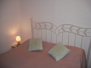 1 Schlafzimmer, Bügeleisen/Bügelbrett, kostenloses WLAN