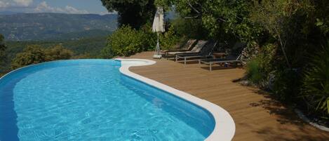 Una piscina climatizada