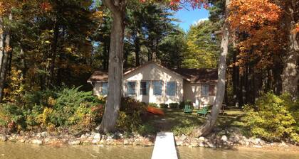 100 "Prime Lakefront - uudistettu mökki laiturilla, veneet (hiekkaranta)