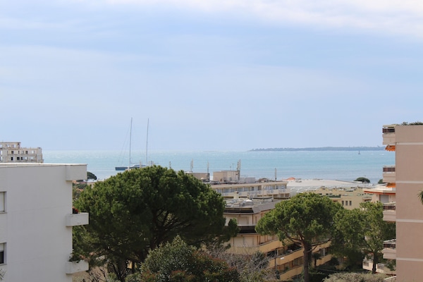 Vue du balcon sur les îles de Lérins