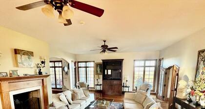 Quincy Luxury Huge Magnificent Mansion mit Blick auf Mississippi River!