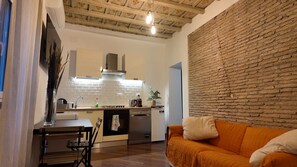 Unclassified image, 2 of 24, button