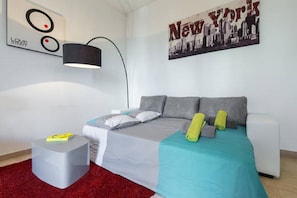 1 bedroom, iron/ironing board, WiFi, bed sheets